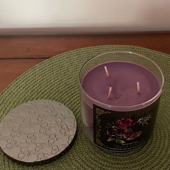 BBW Ghoul Friend 3 Wick Scented Candle NWT - Picture 2 of 4